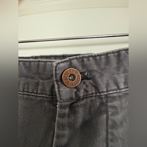 The North Face Men’s Gray Khakis - Picture 4 of 10